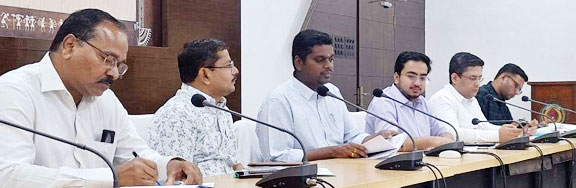 जन्म प्रमाण पत्र बनाने के लिए दी जाए आवश्यक सहुलियत - कलेक्टर