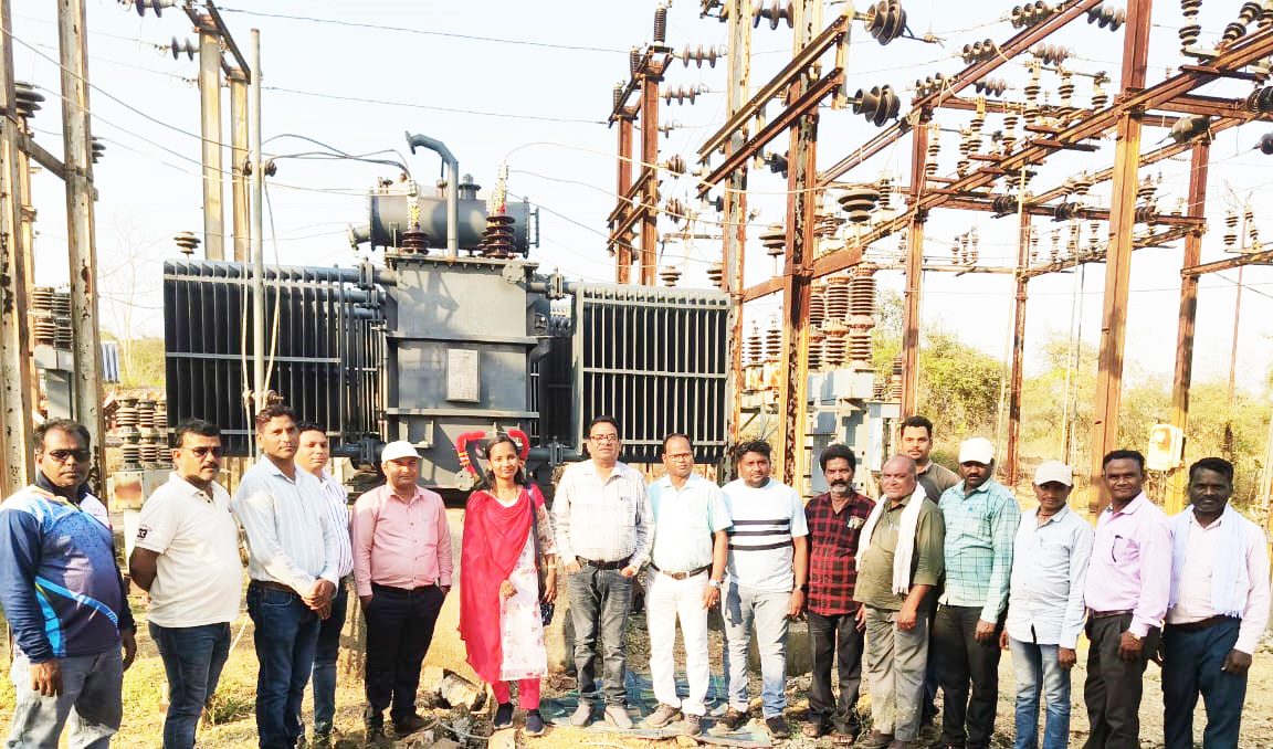 गैंदाटोला में नया ट्रांसफार्मर ऊर्जीकृत गैंदाटोला में नया ट्रांसफार्मर ऊर्जीकृत