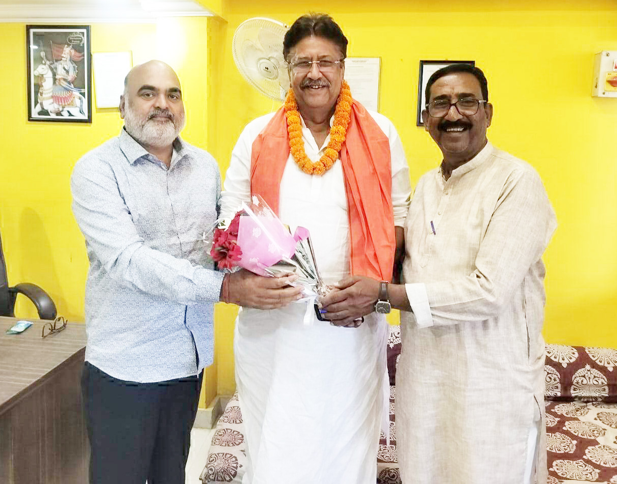 सीसीटीडब्लू एसो. के अध्यक्ष ने  सीमेंट संयंत्रों का किया दौरा