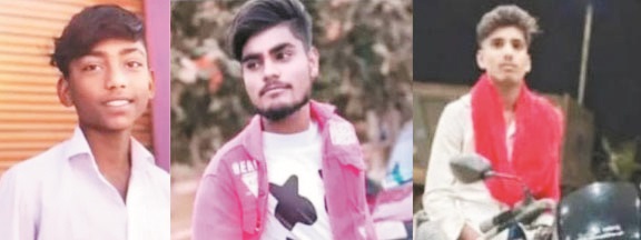 एक साथ जलीं तीन दोस्तों की चिताएं, रो पड़ा गांव