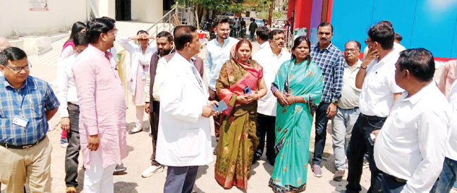 महापौर ने मेडिकल कॉलेज अस्पताल का किया निरीक्षण महापौर ने मेडिकल कॉलेज अस्पताल का किया निरीक्षण