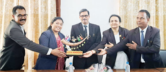 न्यायाधीश उत्तरा कुमार कश्यप को दी विदाई