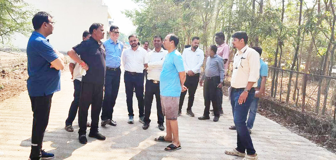 महापौर-कलेक्टर ने योजनाओं के क्रियान्वयन को लेकर किया स्थल निरीक्षण महापौर-कलेक्टर ने योजनाओं के क्रियान्वयन को लेकर किया स्थल निरीक्षण