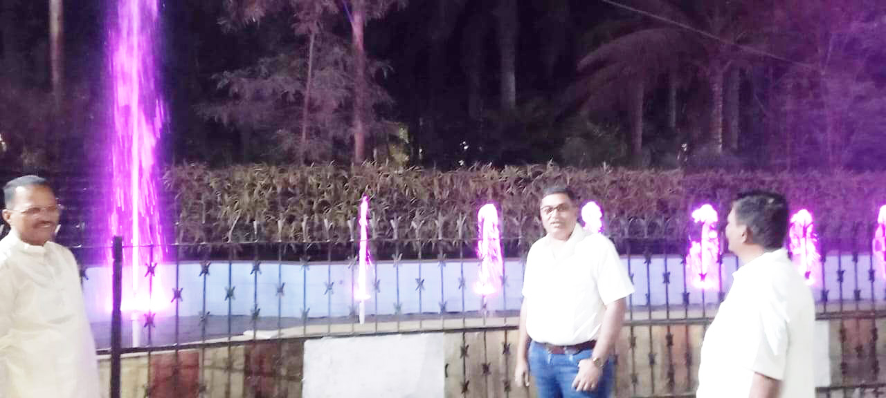 निगम भिलाई मुख्य कार्यालय के सामने फाउन्टेन बना आकर्षण का केन्द्र निगम भिलाई मुख्य कार्यालय के सामने फाउन्टेन बना आकर्षण का केन्द्र