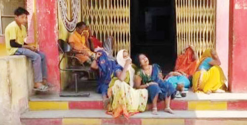 खेलते हुए मासूम ने तारपीन तेल पीया, मौत खेलते हुए मासूम ने तारपीन तेल पीया, मौत