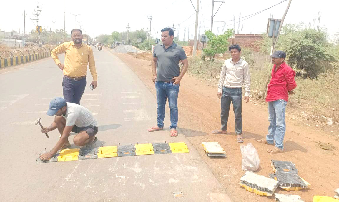 पार्षद श्रोती के प्रयास से वार्ड में विकास कार्य पार्षद श्रोती के प्रयास से वार्ड में विकास कार्य