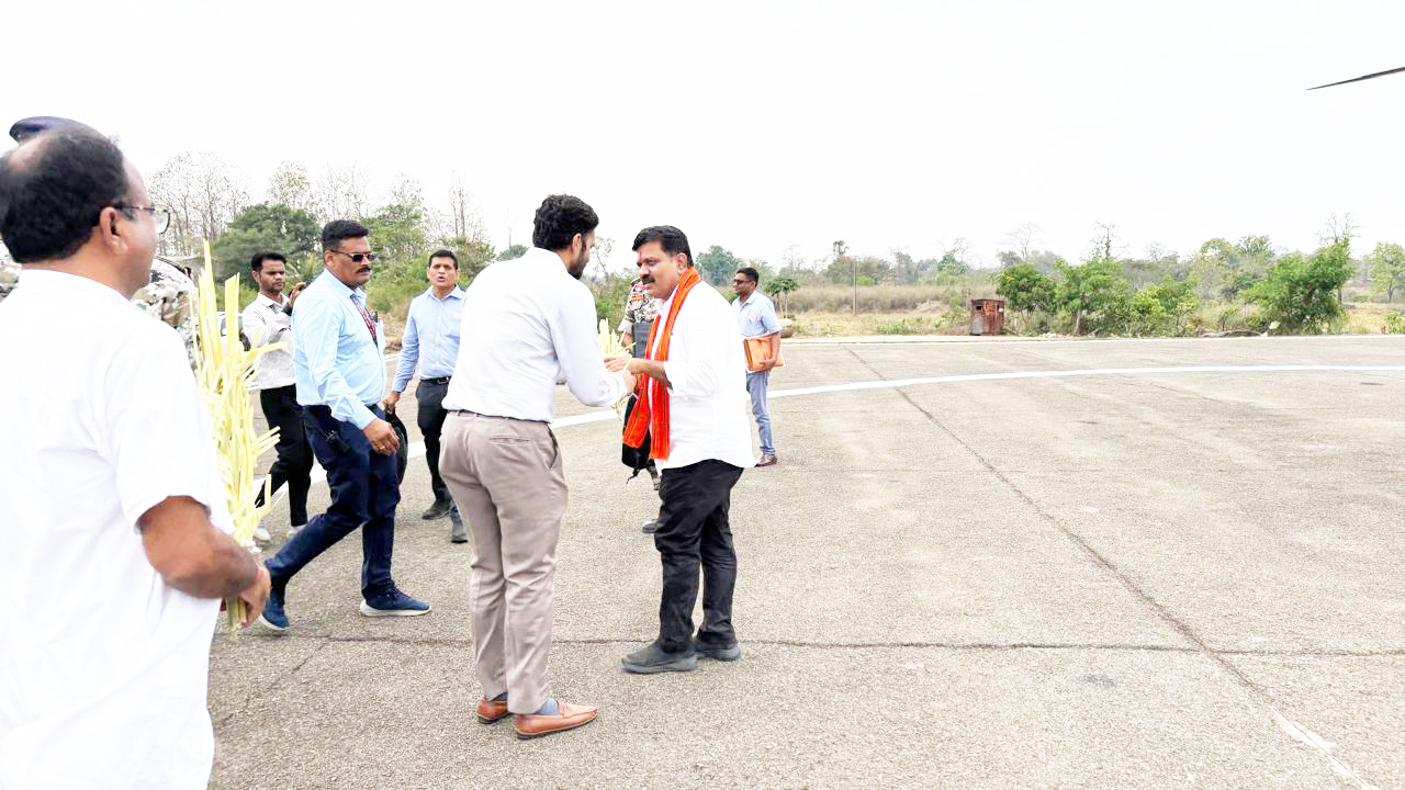 उप मुख्यमंत्री विजय पहुंचे दंतेवाड़ा, स्वागत उप मुख्यमंत्री विजय पहुंचे दंतेवाड़ा, स्वागत