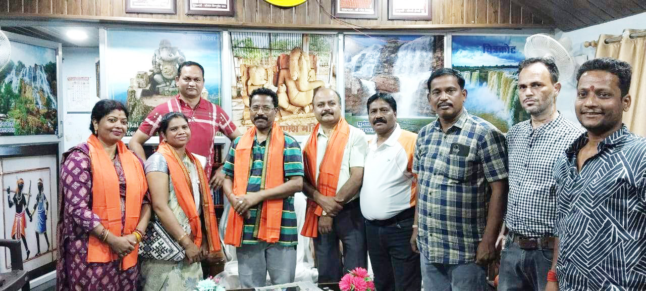 श्रमिकों ने ली केएमएस की सदस्यता