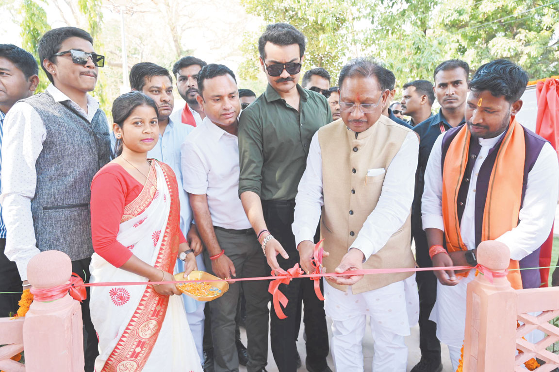 सीएम ने स्व. जगदेव राम उरांव कल्याण आश्रम चिकित्सालय का किया भूमिपूजन सीएम ने स्व. जगदेव राम उरांव कल्याण आश्रम चिकित्सालय का किया भूमिपूजन