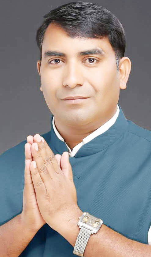 कुशासन के माहौल पर भाजपा का सुशासन तिहार मनाना सिर्फ नौटंकी - महेंद्र कुशासन के माहौल पर भाजपा का सुशासन तिहार मनाना सिर्फ नौटंकी - महेंद्र