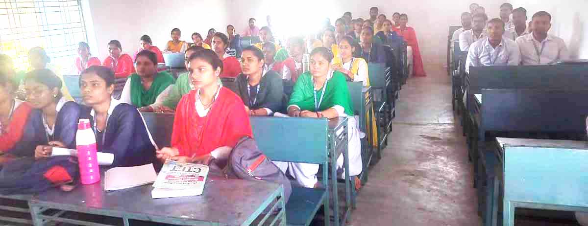 श्रमिकों के बच्चों के लिए नि:शुल्क कोचिंग योजना पर जागरूकता सेमीनार 