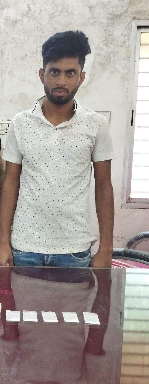 तीन ग्राम ड्रग के साथ मौदहापारा का युवक भाठागांव में पकड़ाया तीन ग्राम ड्रग के साथ मौदहापारा का युवक भाठागांव में पकड़ाया