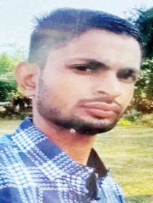 युवक की हत्या कर नाली में फेंकी लाश, कारोबारी का भाई फरार