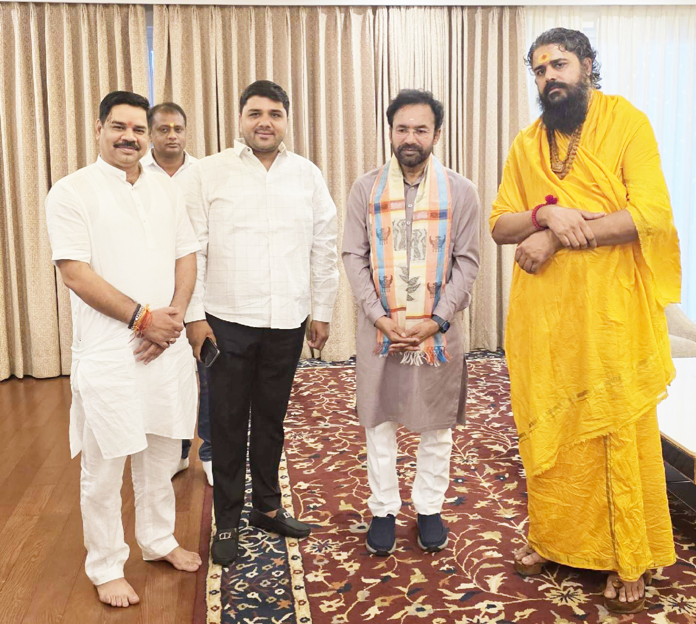 केंद्रीय मंत्री से मिले अतुल पर्वत केंद्रीय मंत्री से मिले अतुल पर्वत