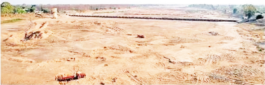 महानदी पर अवैध रेत खनन