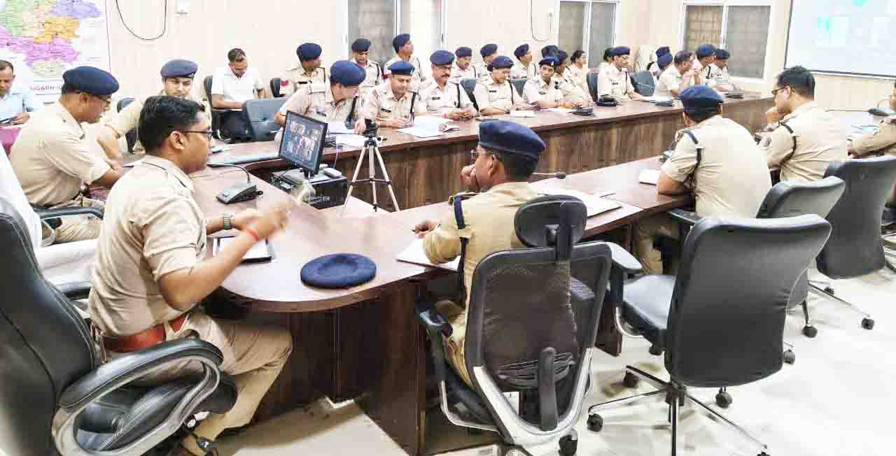 हत्या के मामलों में विवेचना को सशक्त करने कंट्रोल रूम में कार्यशाला हत्या के मामलों में विवेचना को सशक्त करने कंट्रोल रूम में कार्यशाला