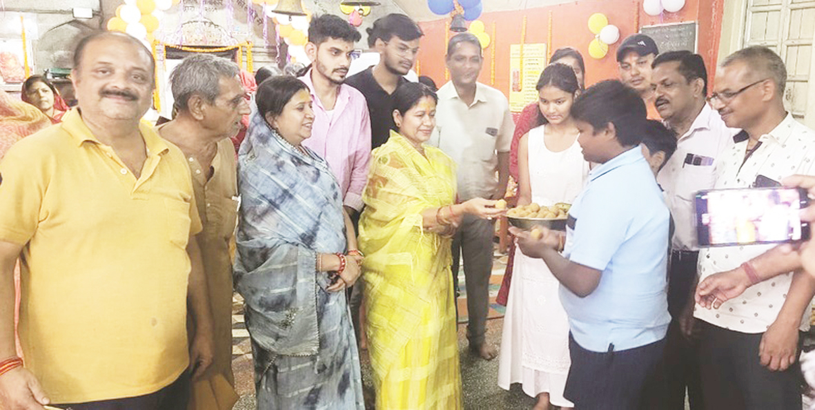 श्री किल्ला मंदिर में धूमधाम से मनाई हनुमान जयंती श्री किल्ला मंदिर में धूमधाम से मनाई हनुमान जयंती