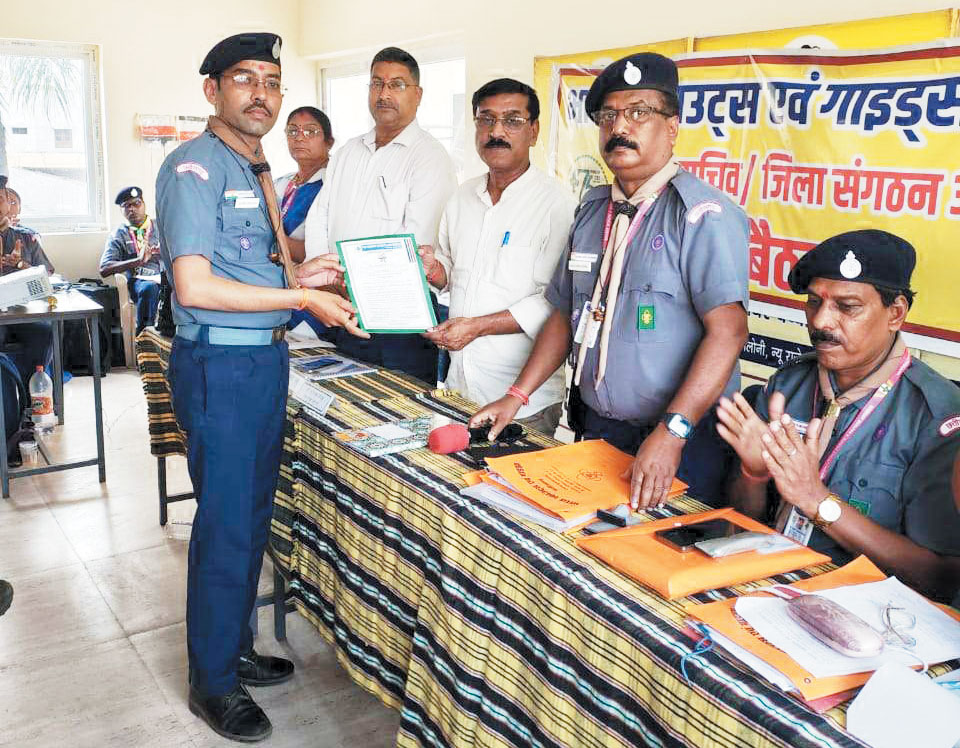 डॉ. जगदीश को ट्रेनिंग लीडर का चार्ज मिला