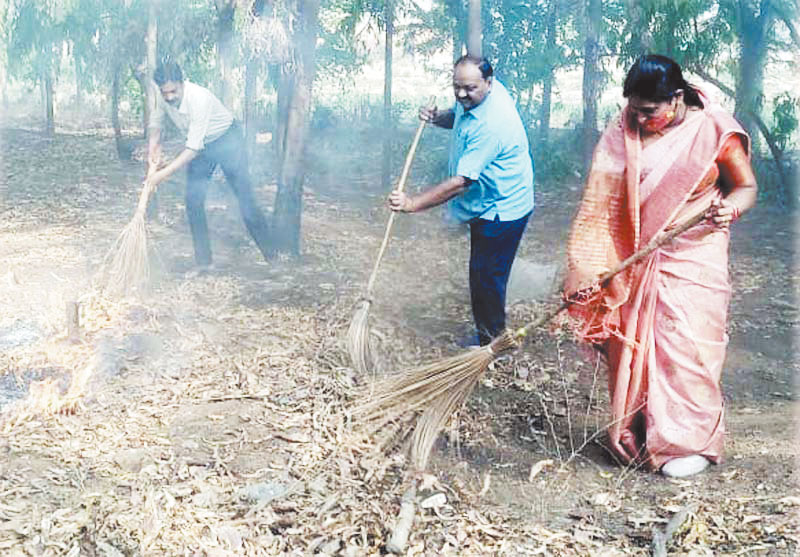 अम्बेडकर जयंती पर चलाया स्वच्छता अभियान अम्बेडकर जयंती पर चलाया स्वच्छता अभियान