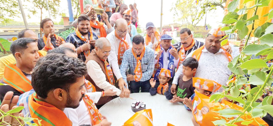 भाजपा ने डॉ. अंबेडकर की जयंती मनाई भाजपा ने डॉ. अंबेडकर की जयंती मनाई