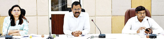 अवैध उत्खनन व अतिक्रमण पर सख्त कार्रवाई करने के निर्देश अवैध उत्खनन व अतिक्रमण पर सख्त कार्रवाई करने के निर्देश