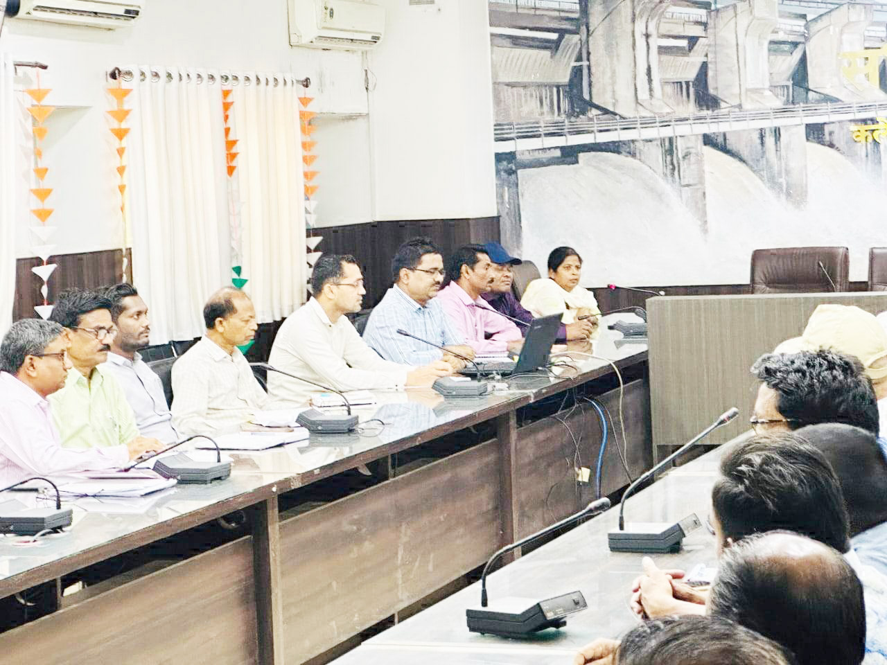 नक्शा प्रोजेक्ट के लिए सर्वेक्षण टीम को प्रशिक्षण नक्शा प्रोजेक्ट के लिए सर्वेक्षण टीम को प्रशिक्षण