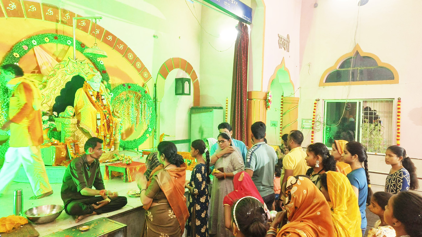 सांई महोत्सव पर निकली पालकी, झूमते रहे भक्त