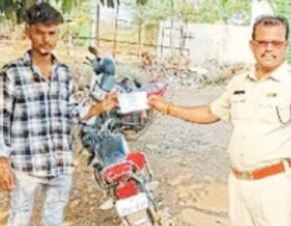 यातायात नियमों का उल्लंघन,  38 वाहन चालकों पर जुर्माना