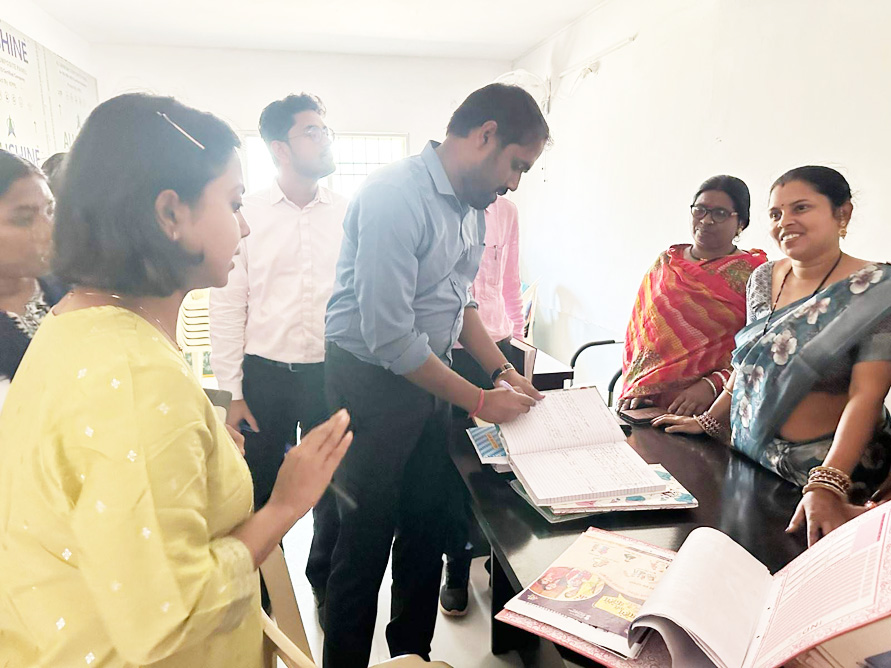 हंचलपुर में पानी की समस्या, नल की मरम्मत नहीं की, कलेक्टर से शिकायत हंचलपुर में पानी की समस्या, नल की मरम्मत नहीं की, कलेक्टर से शिकायत