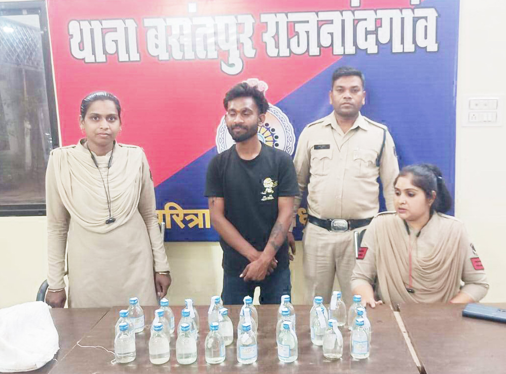 अवैध शराब संग 2 आरोपी पकड़ाए