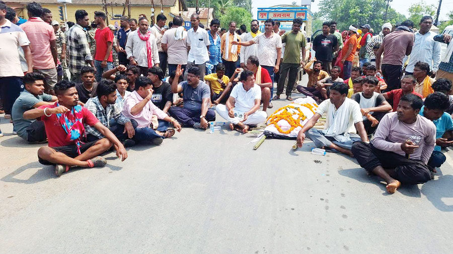   युवा कांग्रेस नेता हेमंत भोयर की मौत के बाद बवाल, भाजपा नेता पर केस दर्ज