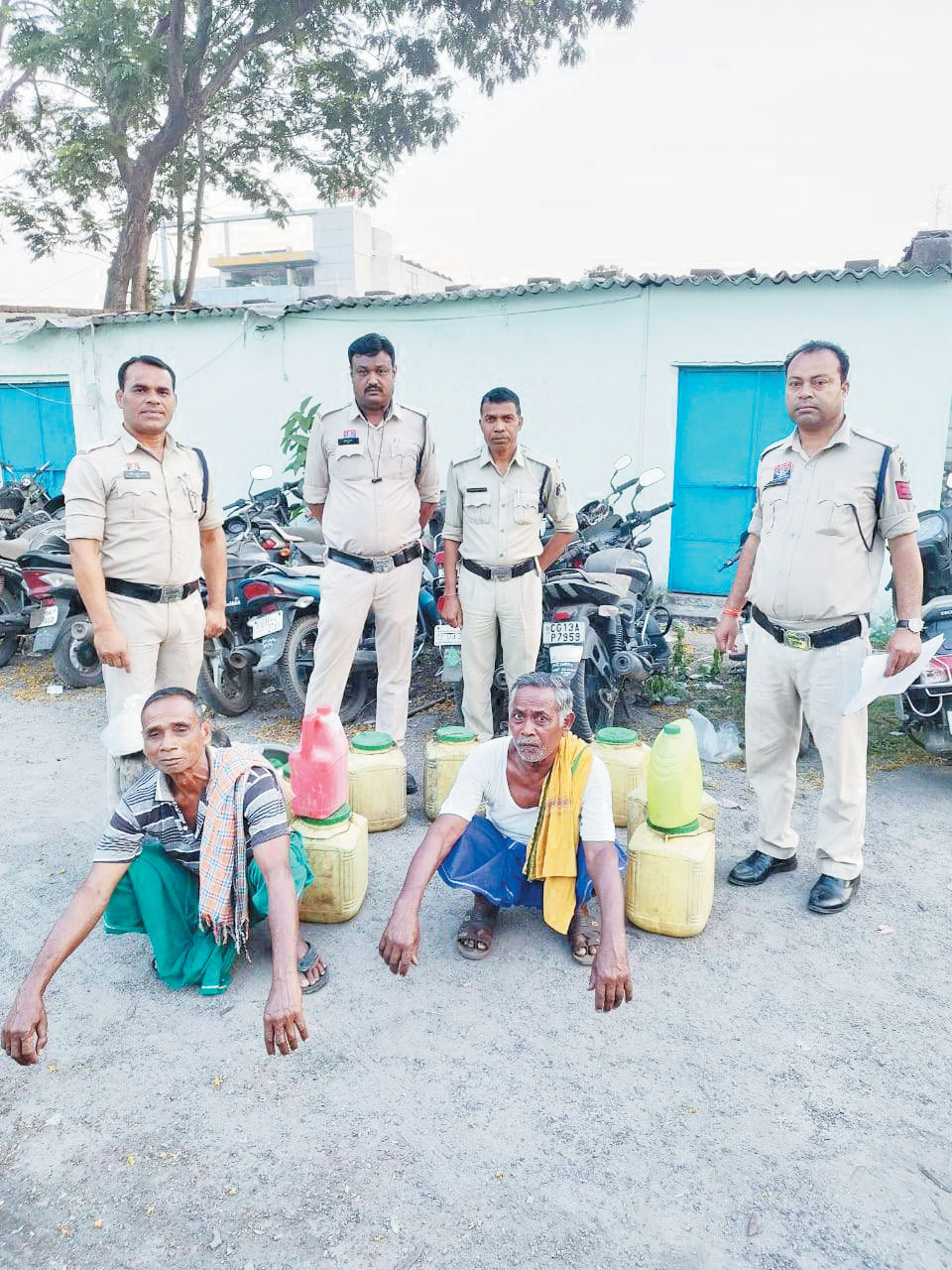 नंदेली में पकड़ाई 90 लीटर अवैध शराब, 2 आरोपी गिरफ्तार