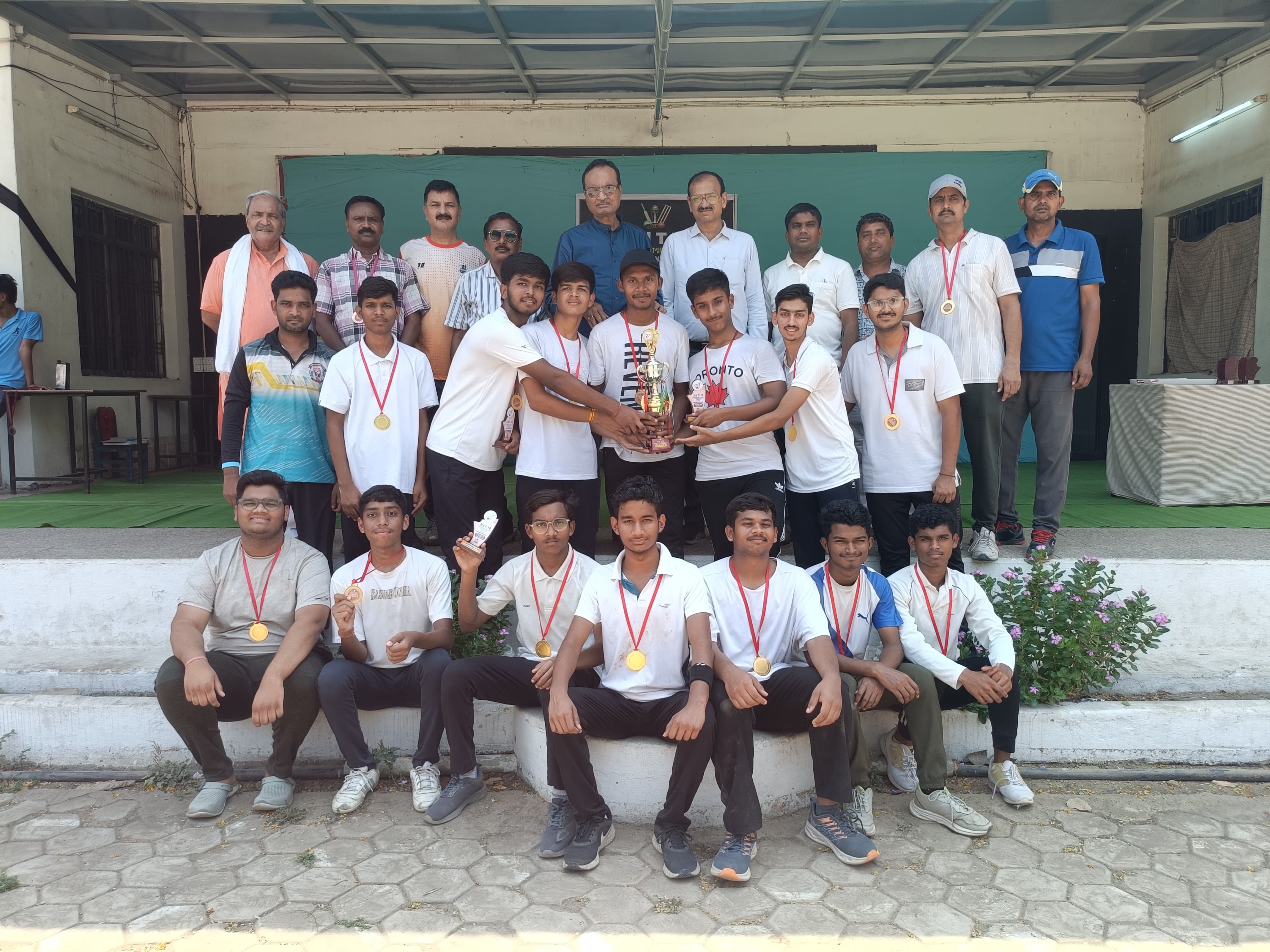 14 विद्यार्थी नेशनल अंडर आर्म क्रिकेट स्पर्धा में चयनित