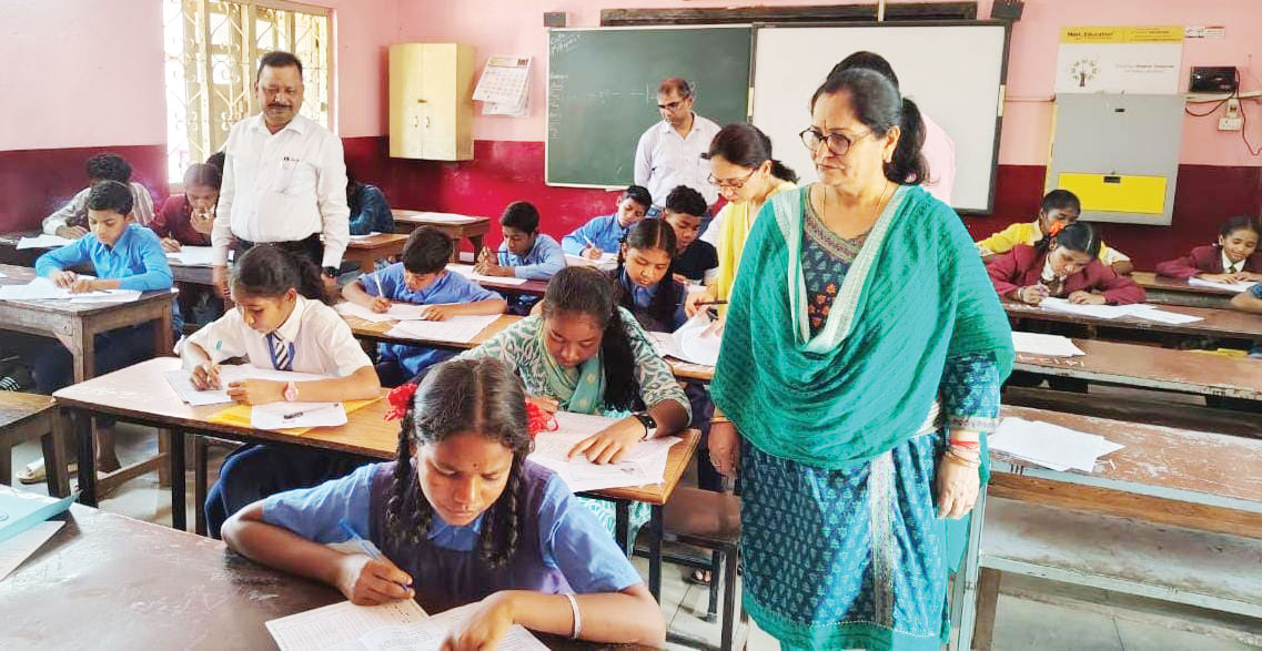 हजार से ज्यादा ने दी प्रयास आवासीय विद्यालय चयन परीक्षा हजार से ज्यादा ने दी प्रयास आवासीय विद्यालय चयन परीक्षा