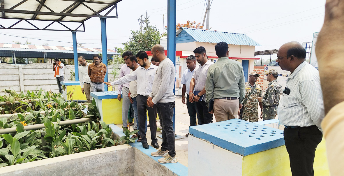 कलेक्टर ने पतोरा में एफएसटीपी और प्लास्टिक वेस्ट मैनेजमेंट यूनिट का निरीक्षण कर कार्यों को सराहा कलेक्टर ने पतोरा में एफएसटीपी और प्लास्टिक वेस्ट मैनेजमेंट यूनिट का निरीक्षण कर कार्यों को सराहा