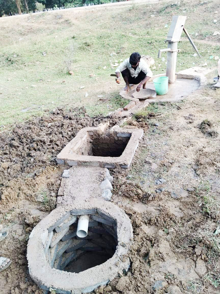 जल संचयन महाभियान: अब तक एक हजार सोखता गड्ढे का निर्माण