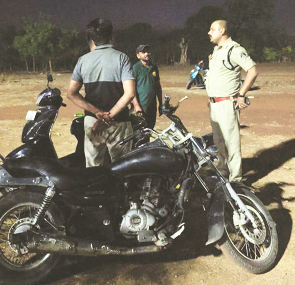 नियम तोडऩे पर कार्रवाई, होटलों की जांच