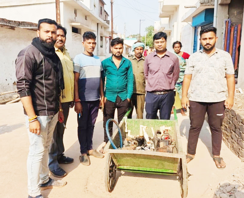 7 टूल्लू पंप जब्त