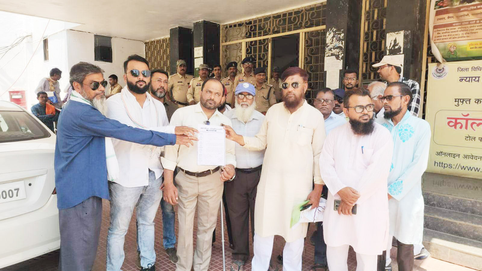 आतंकी हमले का मुस्लिम समाज ने किया विरोध आतंकी हमले का मुस्लिम समाज ने किया विरोध