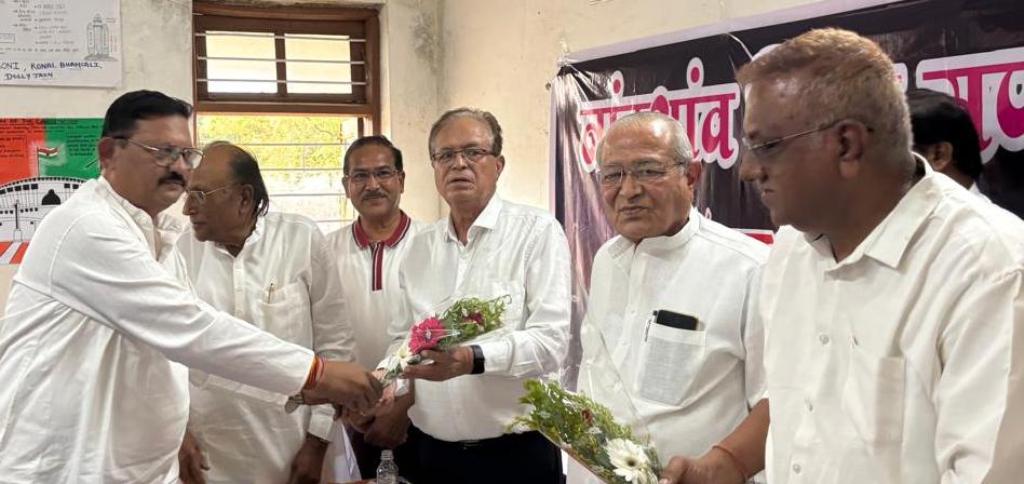 नांदगांव शिक्षा मंडल के सुरेश बने अध्यक्ष