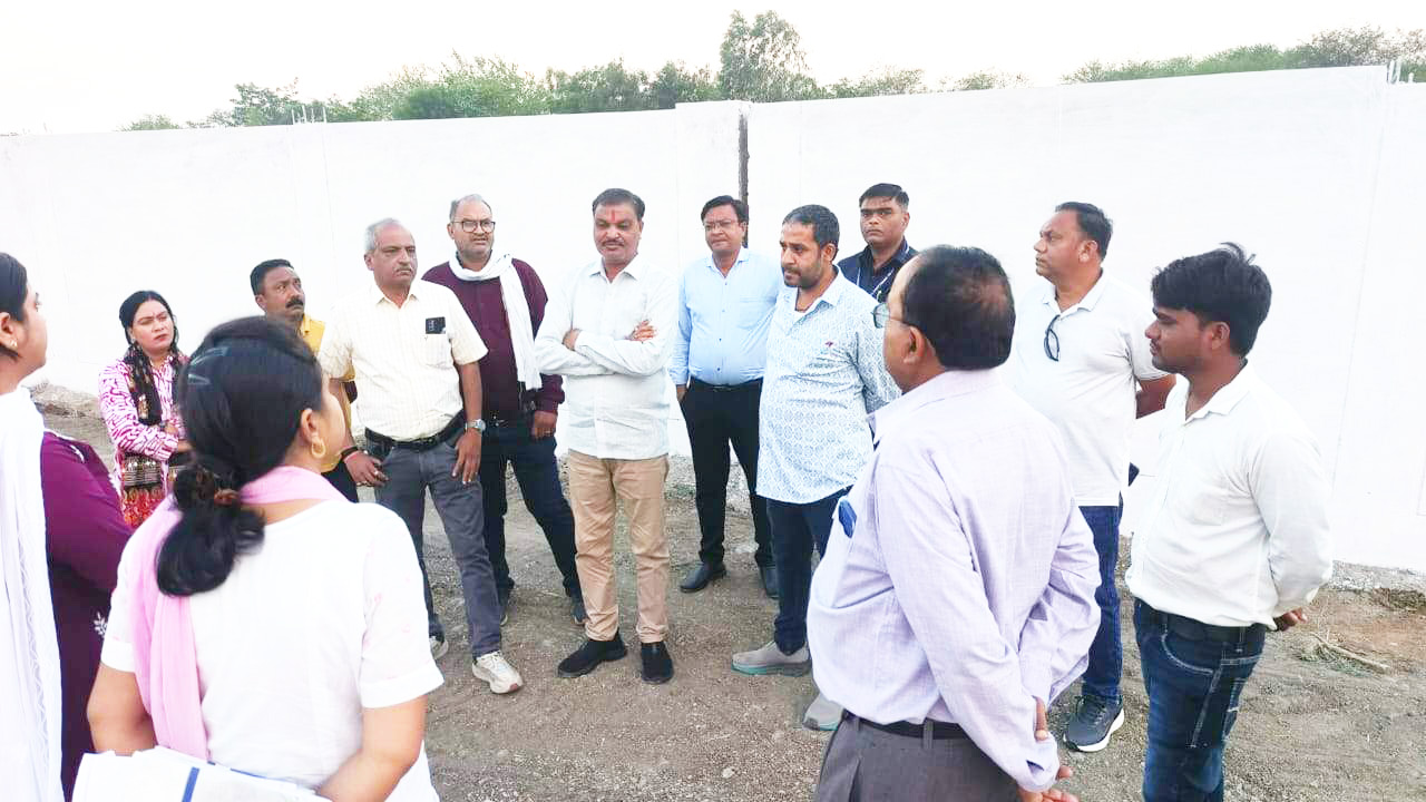 पत्रकार कॉलोनी में स्वागत द्वार व पाईप लाइन विस्तार के लिए तैयार करें प्रस्ताव पत्रकार कॉलोनी में स्वागत द्वार व पाईप लाइन विस्तार के लिए तैयार करें प्रस्ताव