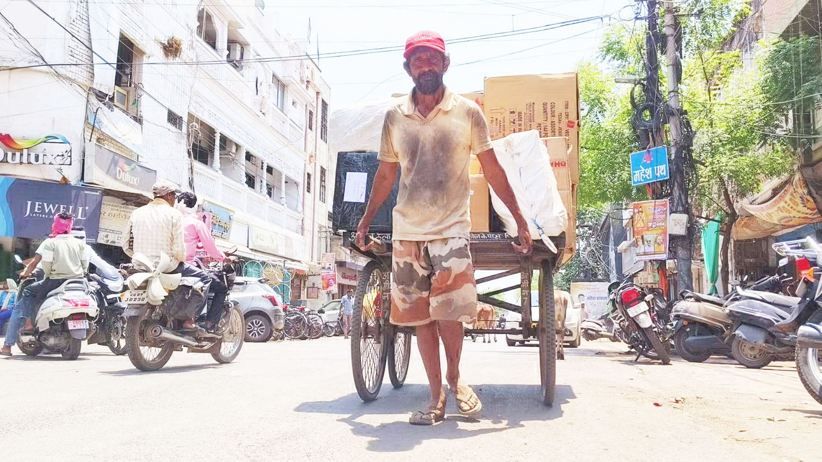 आर्थिक असमानता से उबर नहीं पा रहे मजदूर आर्थिक असमानता से उबर नहीं पा रहे मजदूर