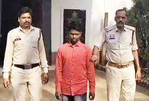 पिता की हत्या, फरार आरोपी बेटा गिरफ्तार पिता की हत्या, फरार आरोपी बेटा गिरफ्तार