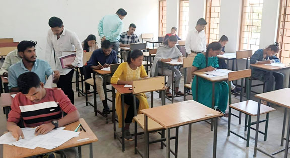 प्री पॉलिटेक्निक परीक्षा, 48 विद्यार्थी हुए शामिल