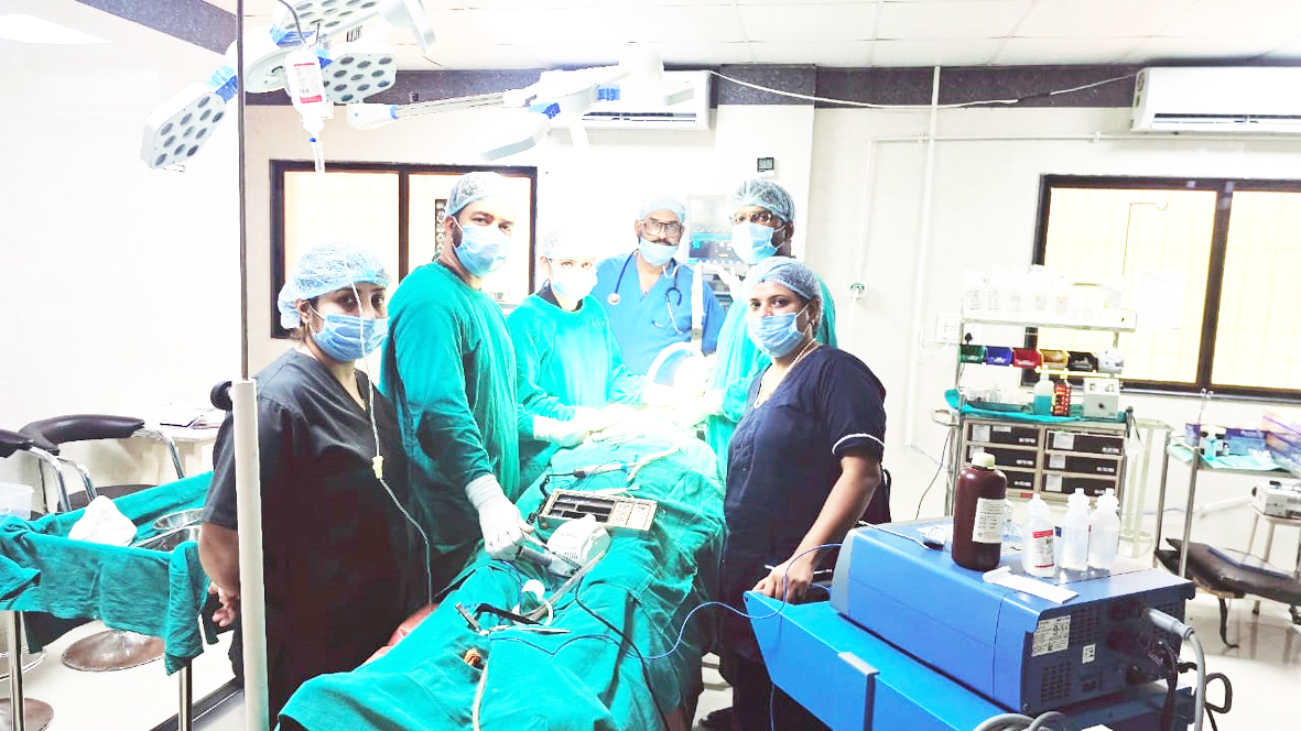 चेहरे पर गंभीर चोट का सफल ऑपरेशन जिला चिकित्सालय में