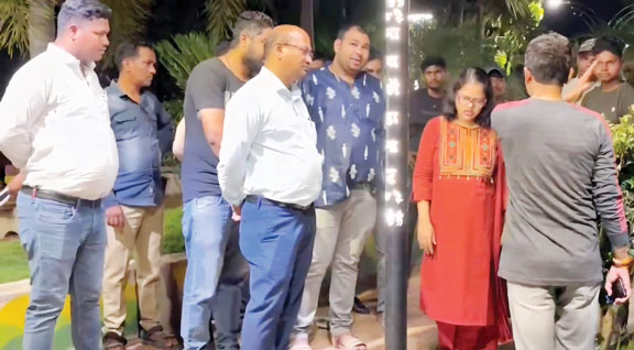 कलेक्टर ने बंधा तालाब उद्यान के सौंदर्यीकरण कार्यों का लिया जायजा