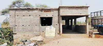 महतारी सदन, साल भर बाद भी अधूरा