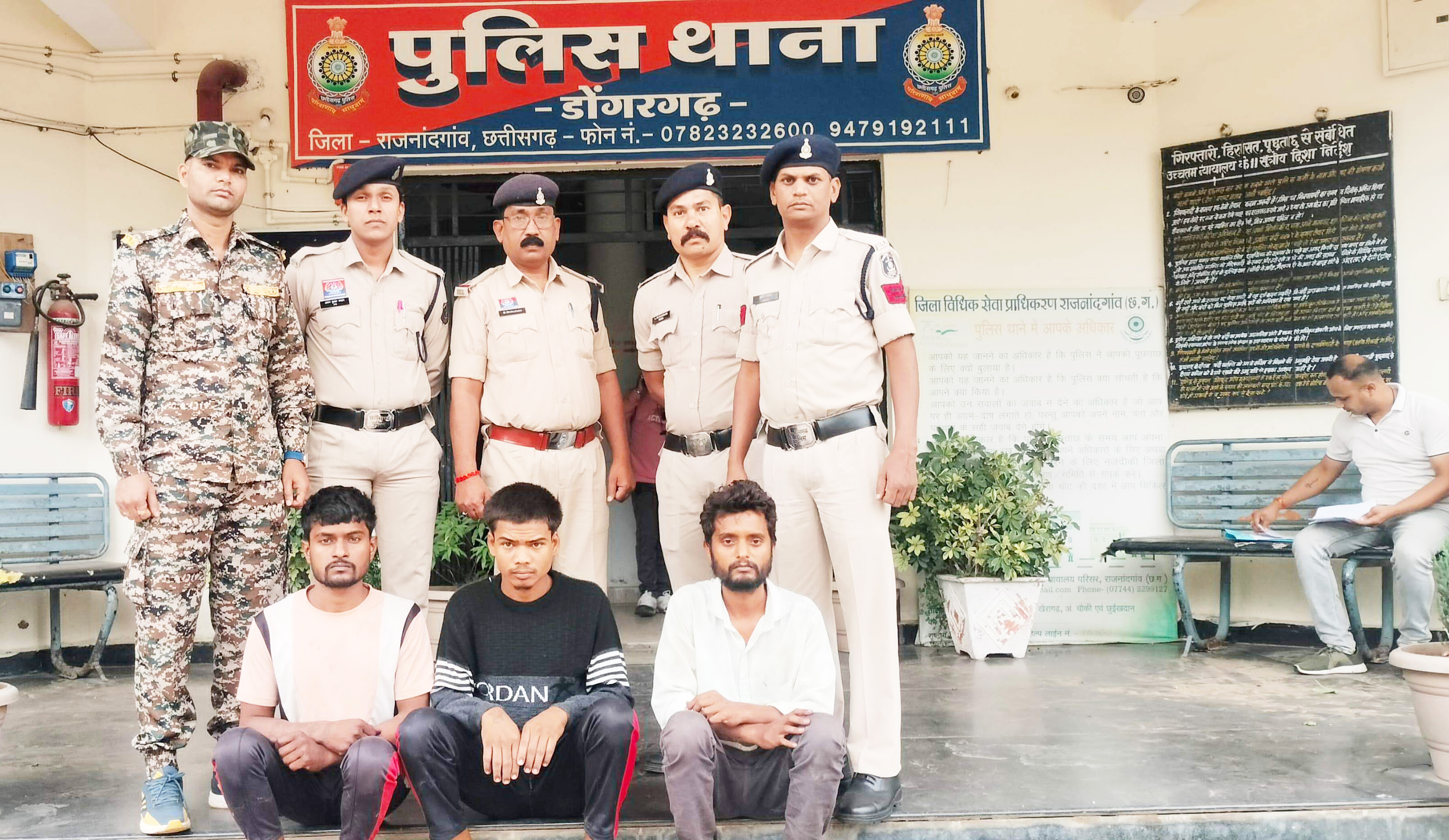 अछोली में हत्या करने वाले 3 आरोपी गिरफ्तार अछोली में हत्या करने वाले 3 आरोपी गिरफ्तार