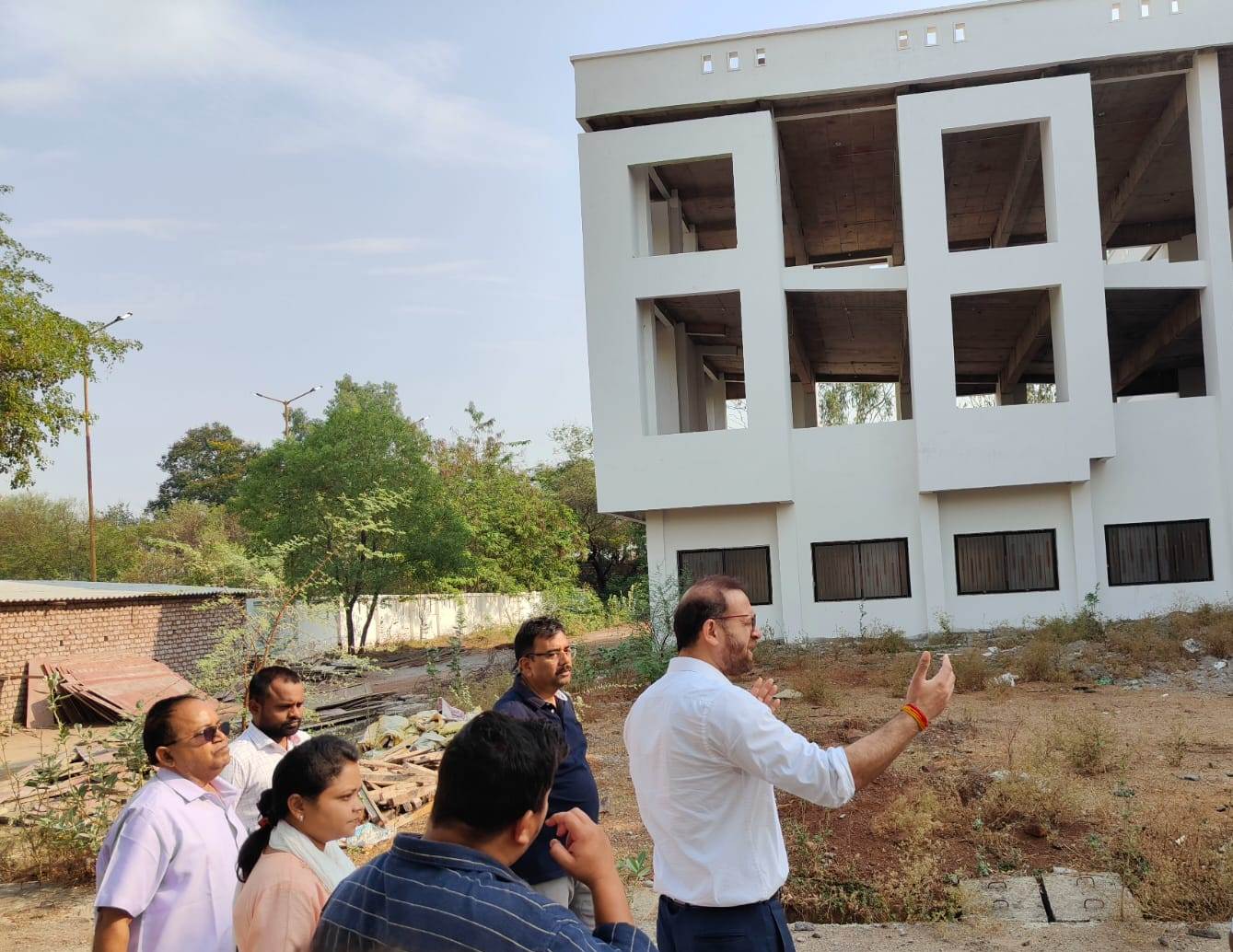 पेयजल की समस्या का निराकरण करने कर्मचारी ड्यूटी पर रहे तैनात