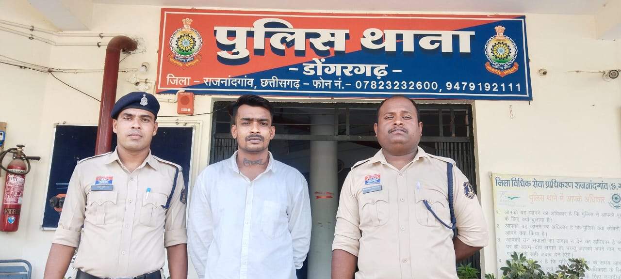 अवैध शराब संग युवक गिरफ्तार अवैध शराब संग युवक गिरफ्तार
